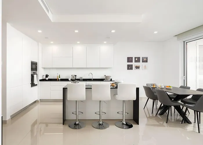 アパート Bright Modern Seaside ラゴス