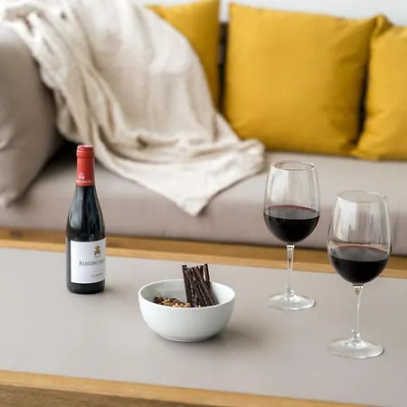 Bright Modern Seaside Lägenhet *