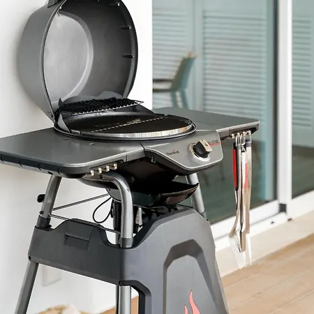 Bright Modern Seaside לאגוּ‏ש